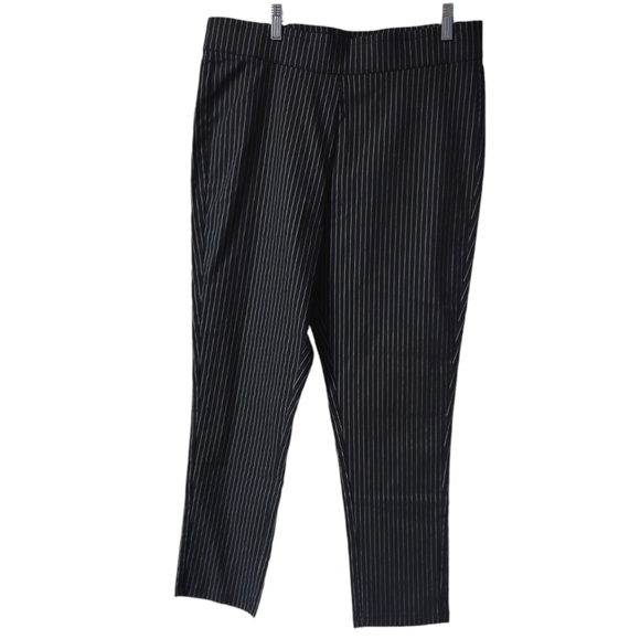 Who What Wear Black and White Pinstripped Casual Pull-On Dress Pants, Size 16 - Picture 2 of 7